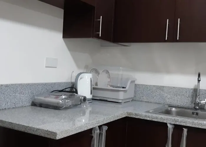 Pioneer Woodlands Aparthotel