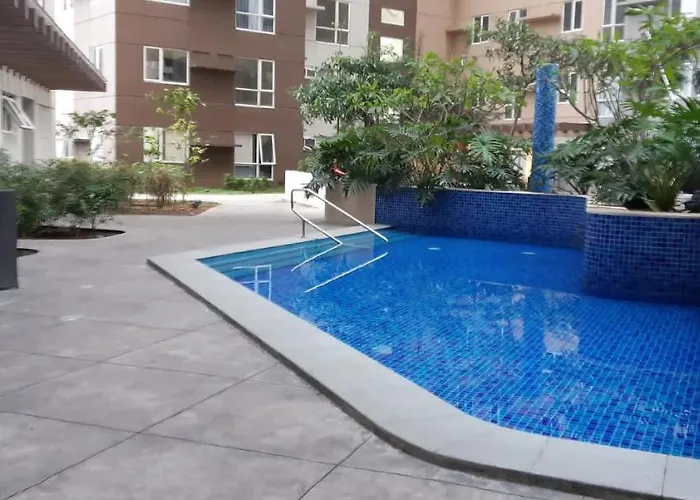 Pioneer Woodlands Aparthotel Manila